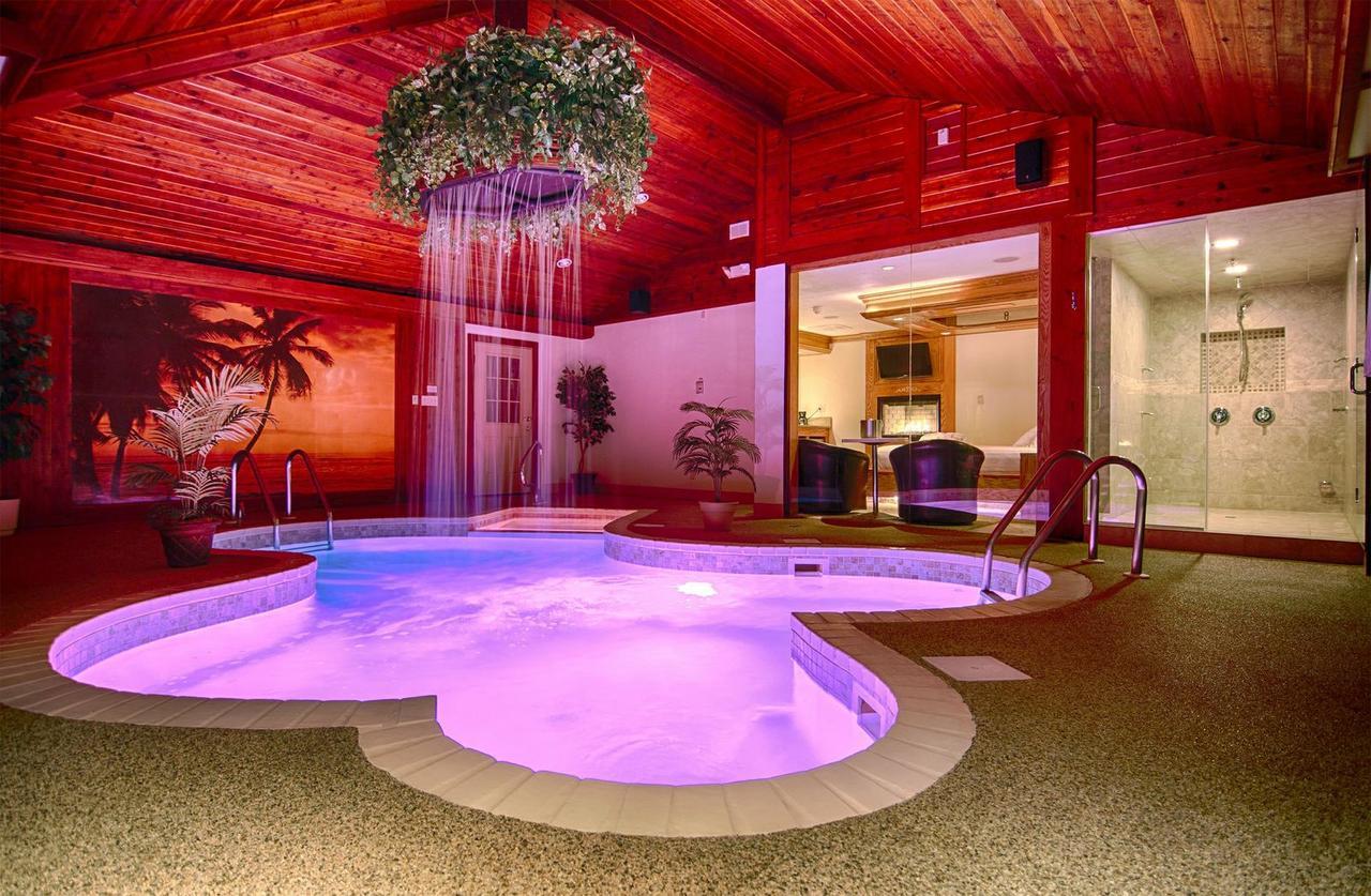Sybaris Pool Suites Northbrook - Adults Only Glenview Exteriör bild